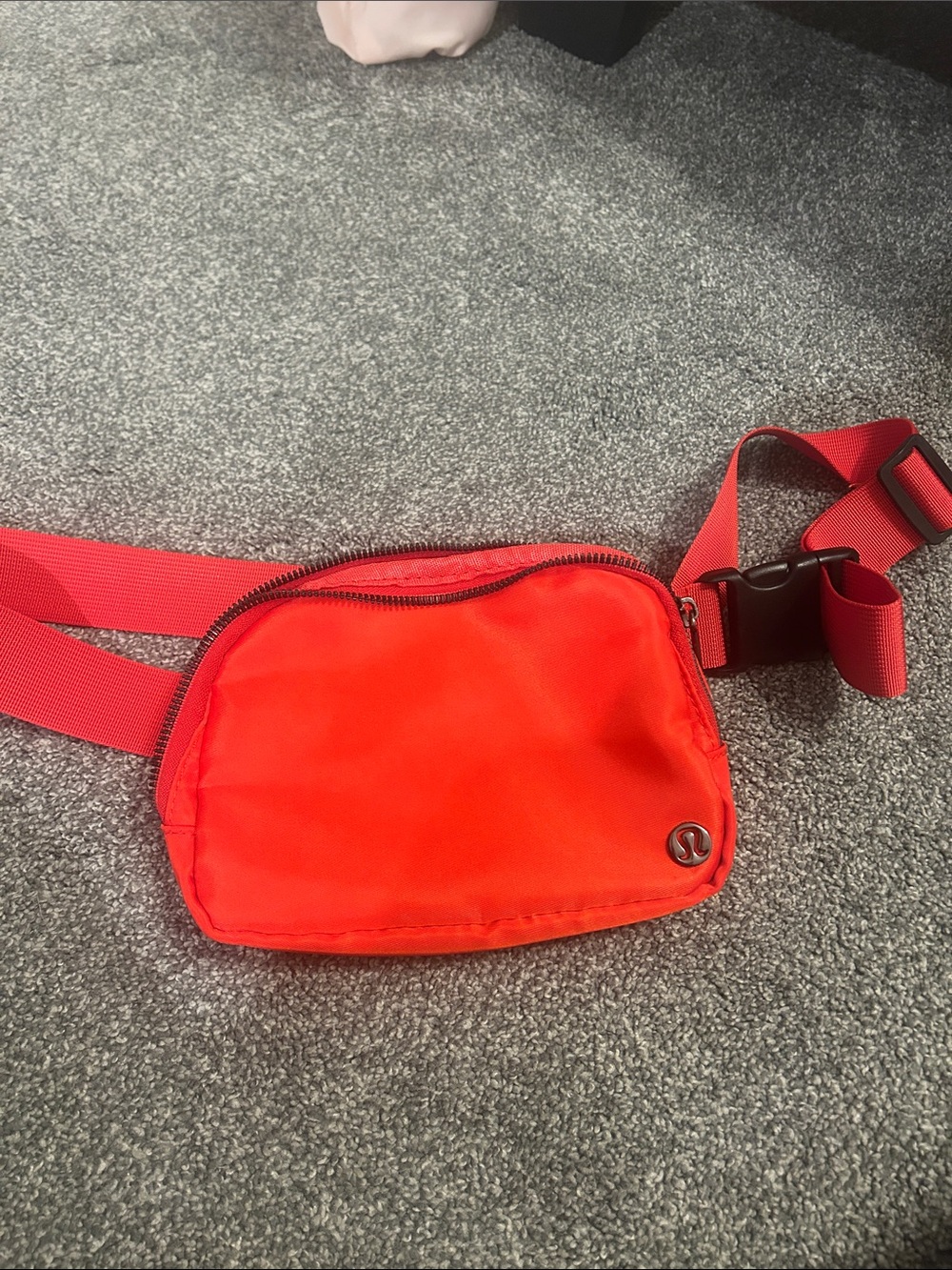 lululemon athletica bright red belt bag